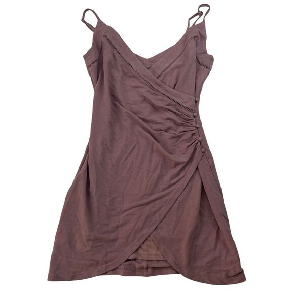 NWT Listicle Pink Wrap Front Mini Dress Size M Ruched Buttons Adjustable Straps - Picture 1 of 11